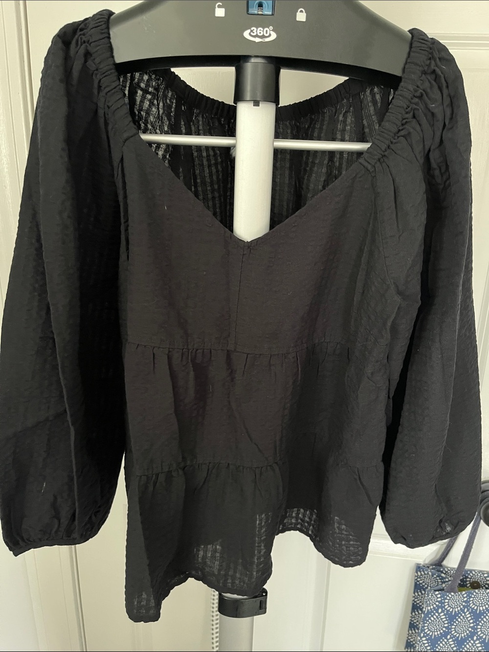 Old Navy Black Peasant Blouse with V-Neck and Balloon Sleeves